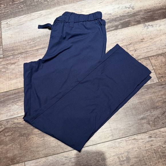 Herschel Supply Company Men's Deep Blue Joggers - Picture 1 of 6
